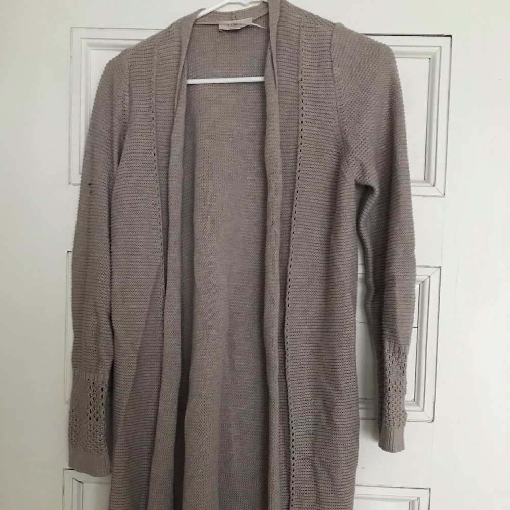 Like new Loft neutral cardigan